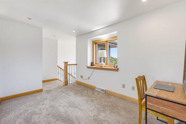 N33W33201 Maplewood ROAD, Nashotah, WI 53058