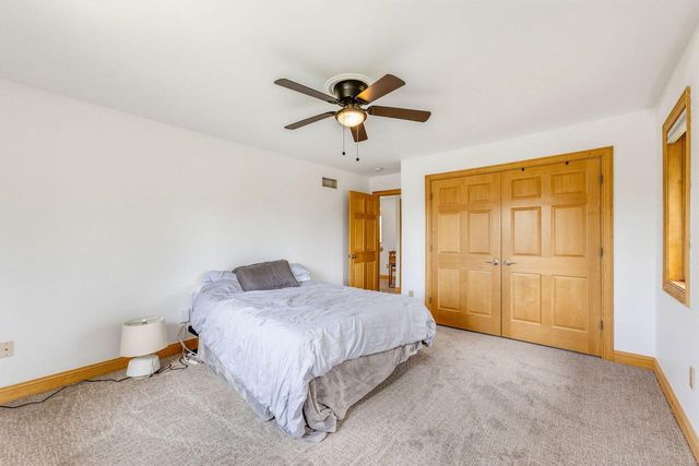 N33W33201 Maplewood ROAD, Nashotah, WI 53058