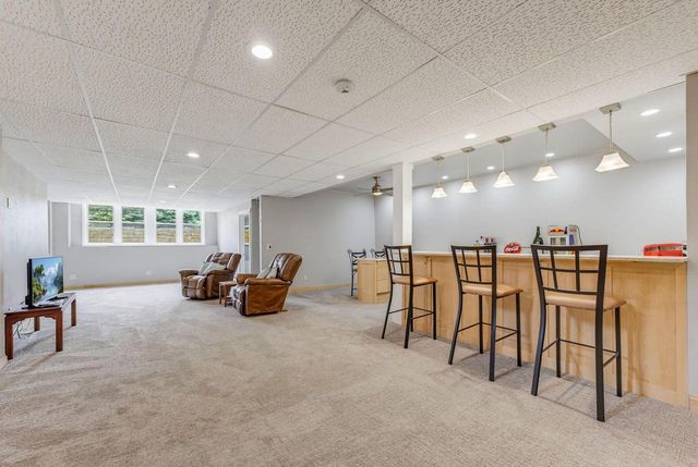 N33W33201 Maplewood ROAD, Nashotah, WI 53058