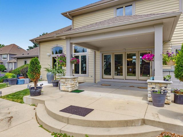 N33W33201 Maplewood ROAD, Nashotah, WI 53058