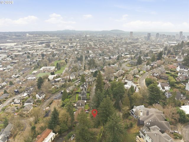 2900 Nw FAIRFAX Ter, Portland, OR 97210