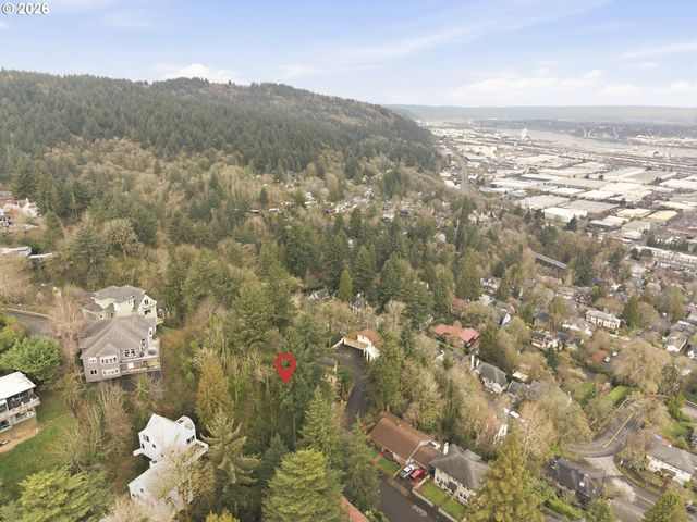 2900 Nw FAIRFAX Ter, Portland, OR 97210