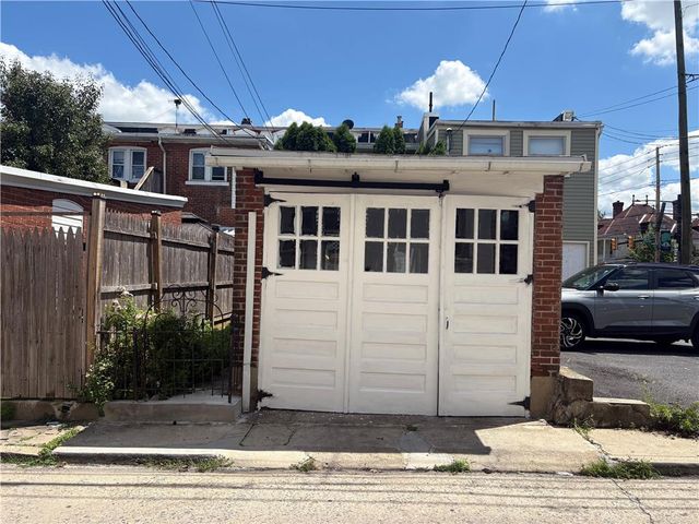 1451 West Linden Street, Allentown City, PA 18102