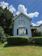 814 Riverview Street, East Liverpool, OH 43920