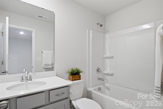 12023 Bishop Castle Drive, Charlotte, NC 28273