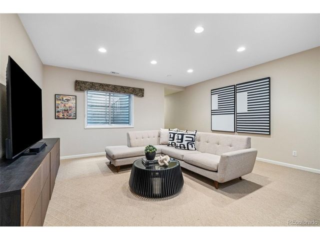 2901 E Floyd Dr, Denver, CO 80210