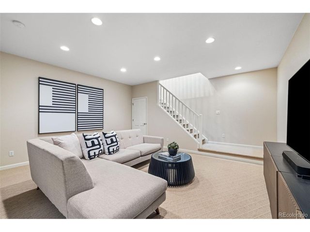 2901 E Floyd Dr, Denver, CO 80210