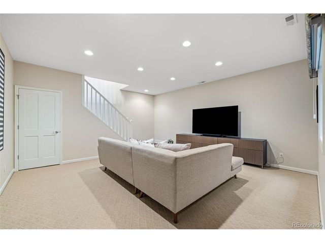 2901 E Floyd Dr, Denver, CO 80210