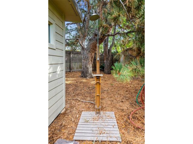 2901 E Floyd Dr, Denver, CO 80210