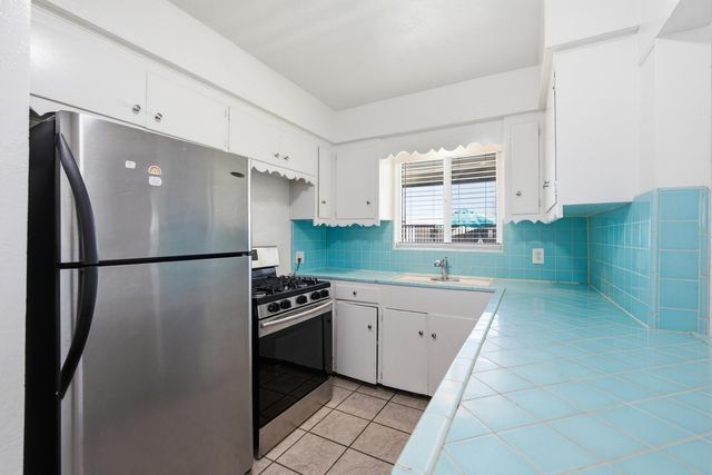 3615 N 15th Avenue Apt 17, Phoenix, AZ 85015