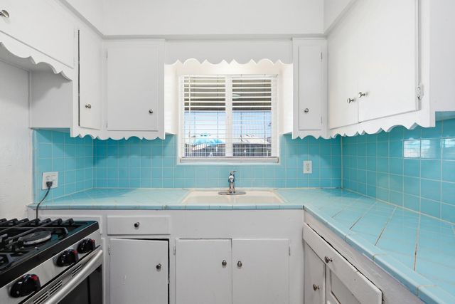 3615 N 15th Avenue Apt 17, Phoenix, AZ 85015