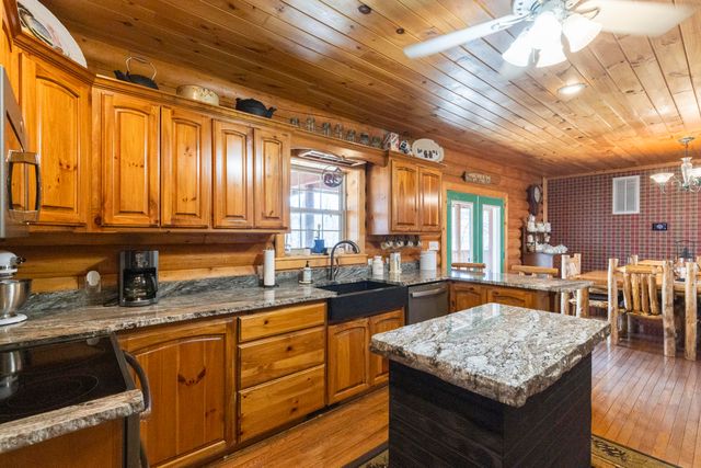 54301 E 233 Road, Afton, OK 74331