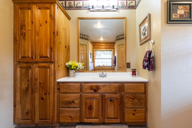 54301 E 233 Road, Afton, OK 74331