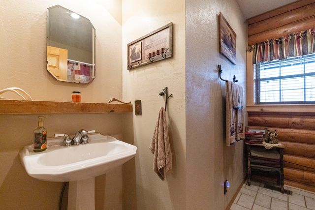 54301 E 233 Road, Afton, OK 74331