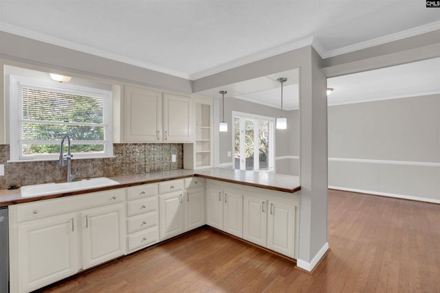 15 Mosswood Road, Columbia, SC 29206