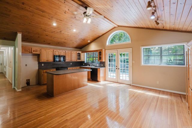 16501 Burlingame Road, Little Rock, AR 72223
