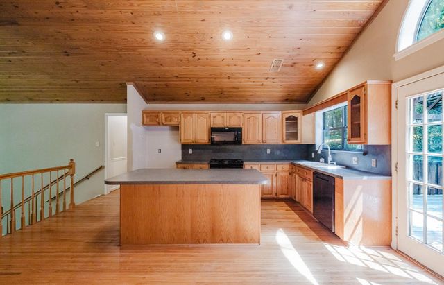 16501 Burlingame Road, Little Rock, AR 72223