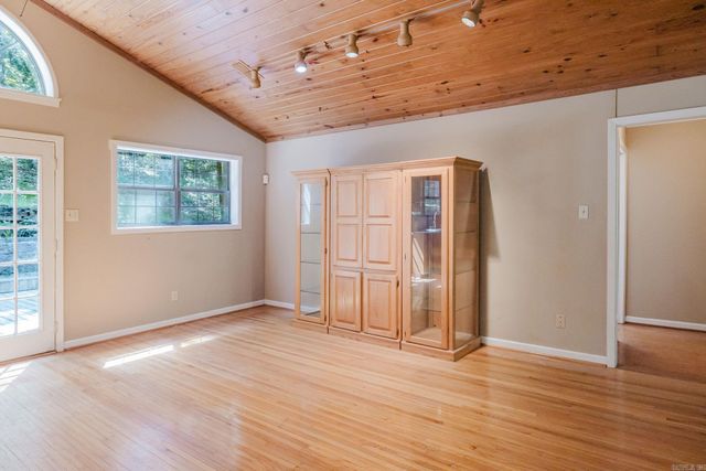 16501 Burlingame Road, Little Rock, AR 72223
