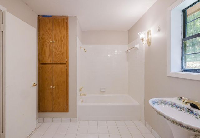 16501 Burlingame Road, Little Rock, AR 72223