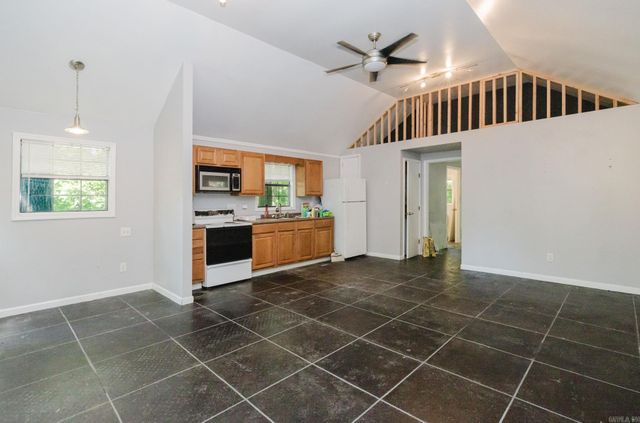 16501 Burlingame Road, Little Rock, AR 72223