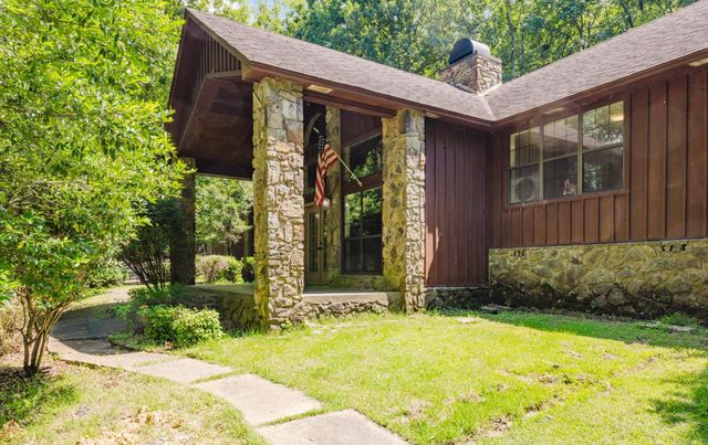 16501 Burlingame Road, Little Rock, AR 72223