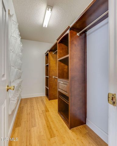 4329 Morning Star Drive, Kingsport, TN 37664