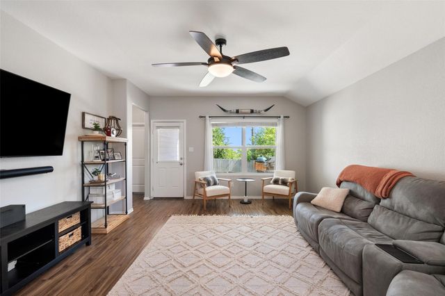 6009 Toscana TRCE, Round Rock, TX 78665