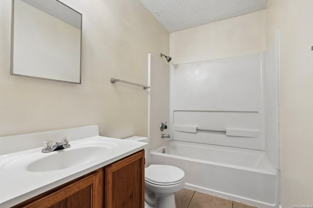 8107 Brisbane, Converse, TX 78109