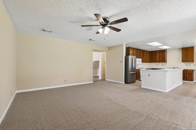 8107 Brisbane, Converse, TX 78109