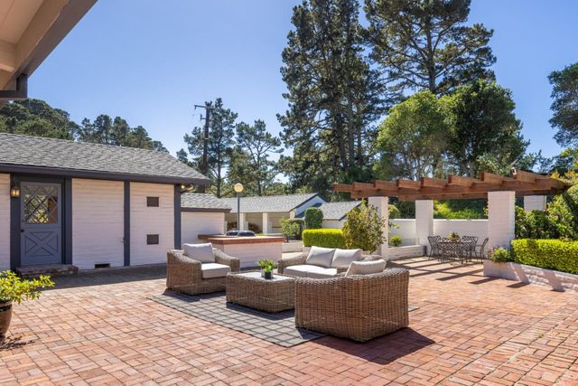 507 Aguajito Road, Carmel, CA 93923