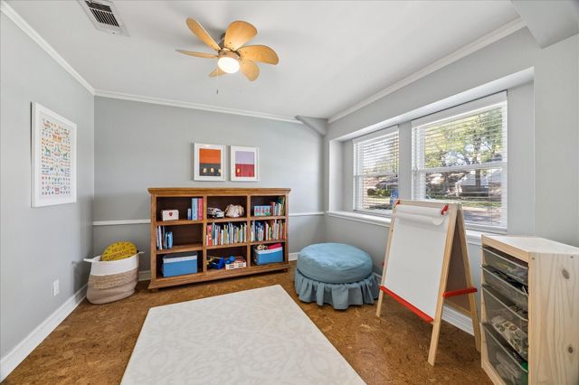 930 Ashford Parkway, Houston, TX 77077