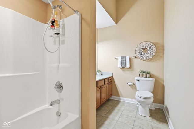 13886 Rue Royale Lane 66, Mccordsville, IN 46055