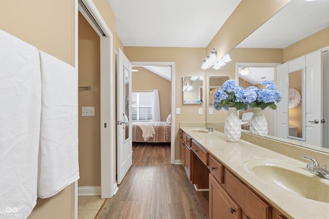 13886 Rue Royale Lane 66, Mccordsville, IN 46055