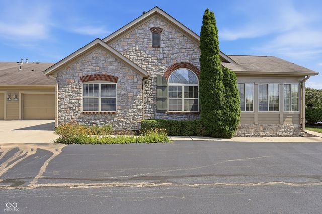 13886 Rue Royale Lane 66, Mccordsville, IN 46055