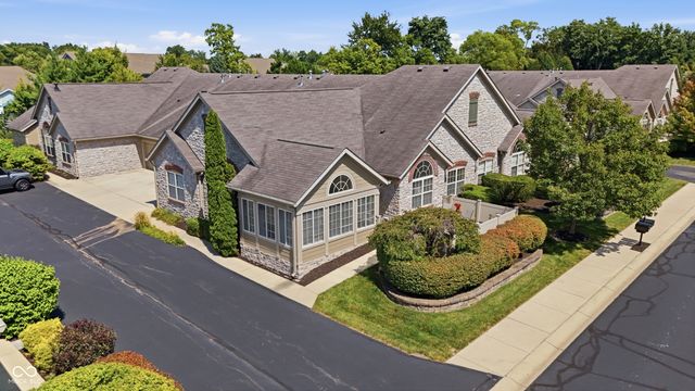 13886 Rue Royale Lane 66, Mccordsville, IN 46055