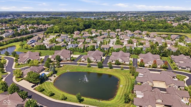 13886 Rue Royale Lane 66, Mccordsville, IN 46055