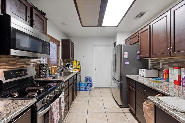 2231 Hallston Street, Las Vegas, NV 89134