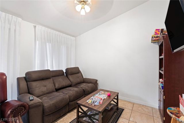 2231 Hallston Street, Las Vegas, NV 89134