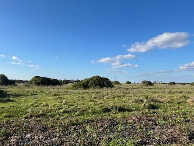 1600 County Road 121, Garwood, TX 77460