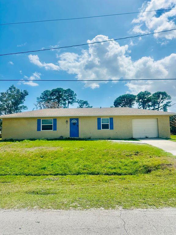 314 SE Evergreen Terrace, Port St. Lucie, Port St Lucie, FL 34983