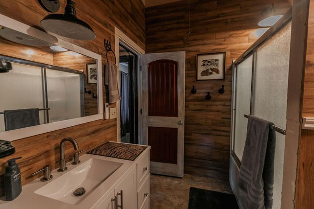 23025 S 574 Road, Afton, OK 74331