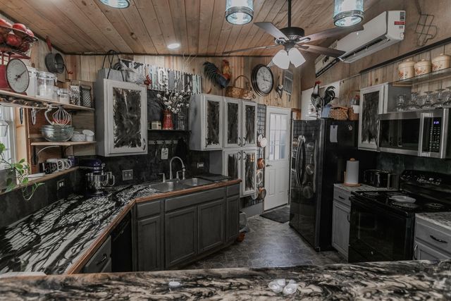 23025 S 574 Road, Afton, OK 74331