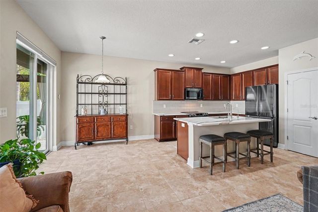 7703 S SPARKMAN STREET, Tampa, FL 33616
