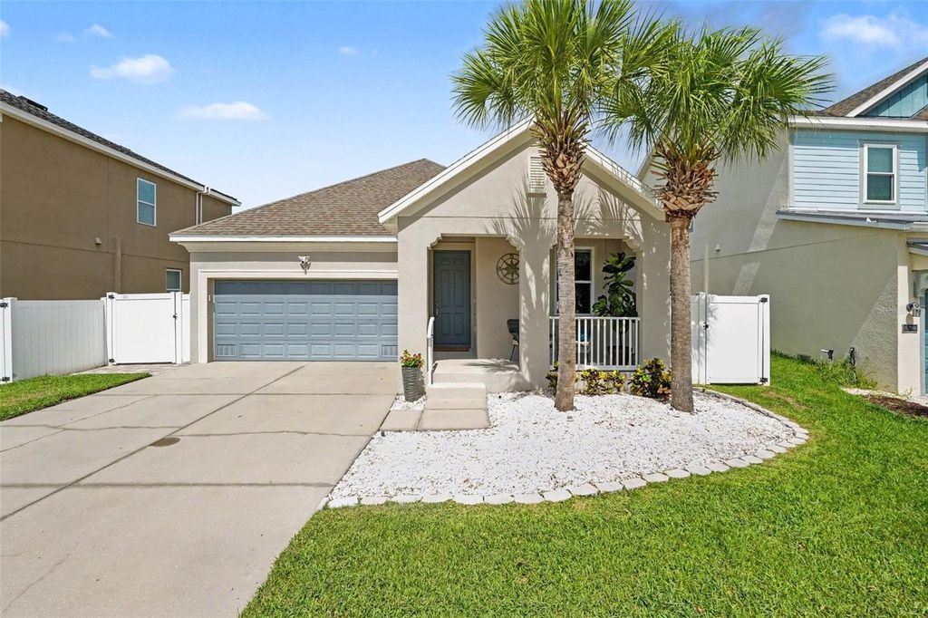 7703 S SPARKMAN STREET, Tampa, FL 33616