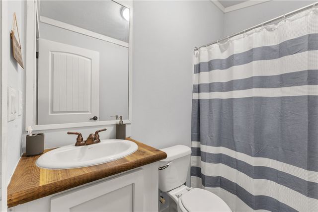 5653 County Road 378, Caldwell, TX 77836