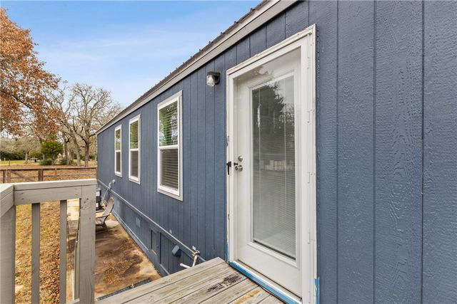 5653 County Road 378, Caldwell, TX 77836