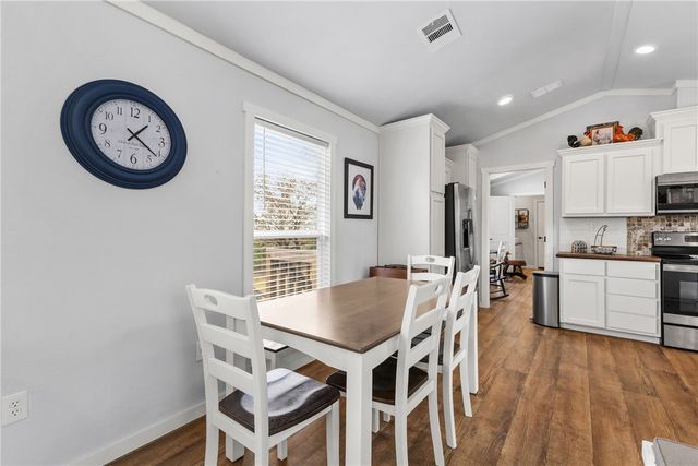 5653 County Road 378, Caldwell, TX 77836