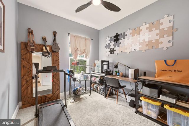2 CAPITAL CT, Upper Marlboro, MD 20774