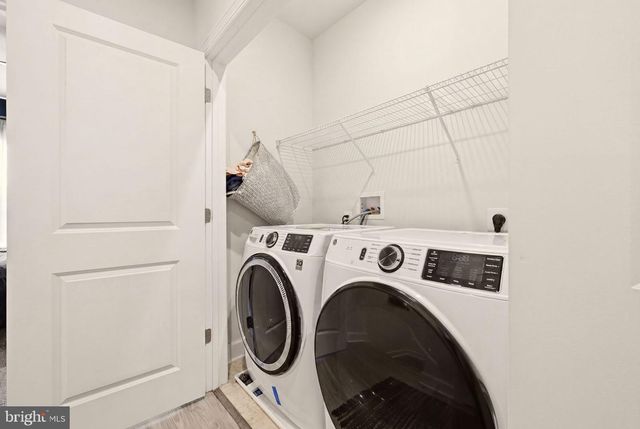2 CAPITAL CT, Upper Marlboro, MD 20774