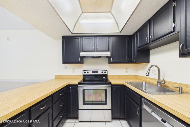 204 Country Club Drive, Melbourne, FL 32940